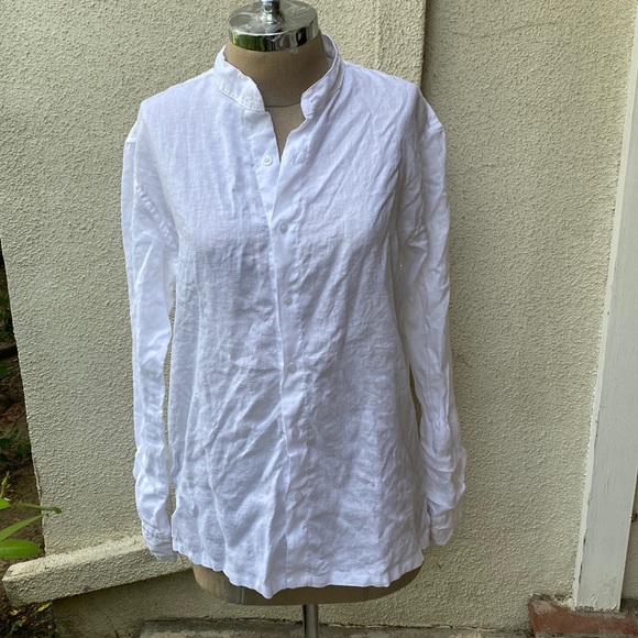 Island Importer 100% linen stunning white blouse. Beautiful high end linen - Picture 2 of 11